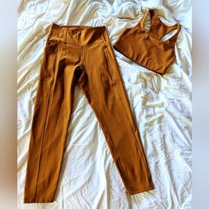 Girlfriend Collective Paloma Bra XS and High-Rise Pocket Leggings S - Saddle